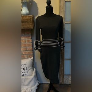 Danny & Nicole Sweater Dress Size M